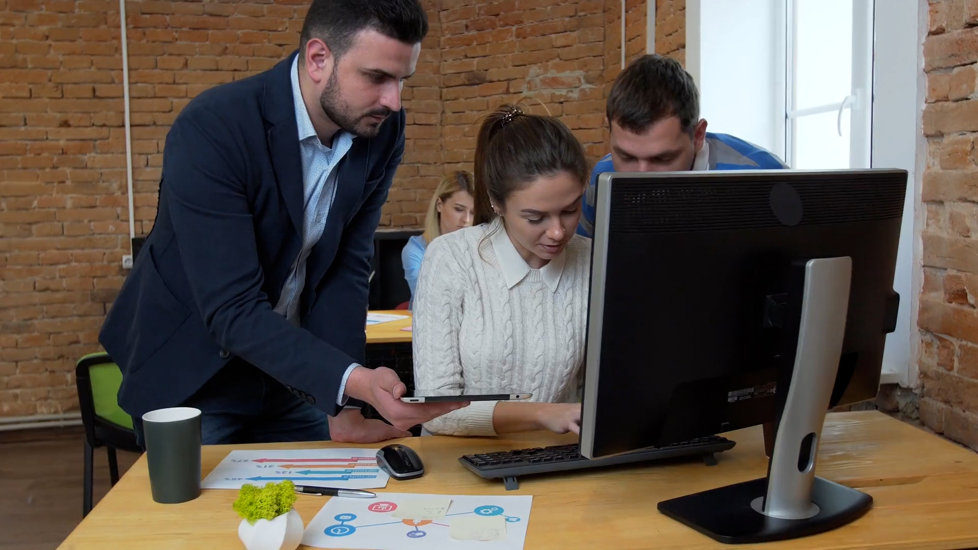 Diagram of Power BI licensing options: Power BI Pro, Power BI PPU, and Power BI Premium Capacity